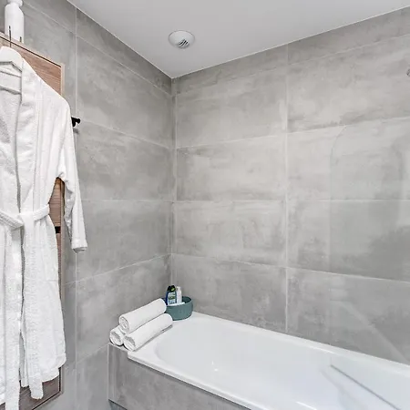 Modern New Terrazas De Costa Adeje. Heated Pool, Big Terrace And Private Parking * 아데제