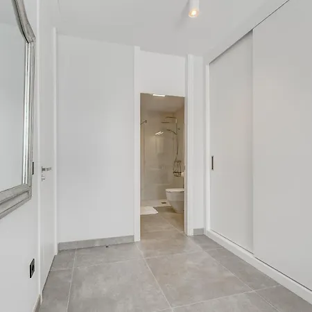 Modern New Terrazas De Costa Adeje. Heated Pool, Big Terrace And Private Parking 아파트 *