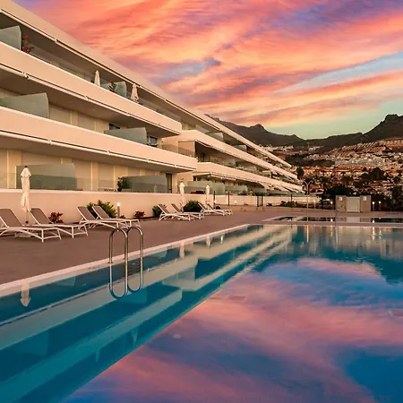 Modern New Terrazas De Costa Adeje. Heated Pool, Big Terrace And Private Parking *