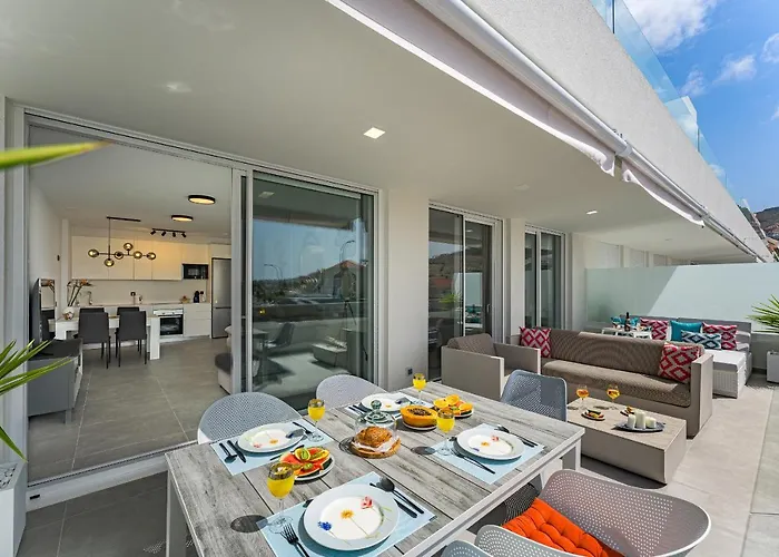 アパート Modern New Terrazas De Costa Adeje. Heated Pool, Big Terrace And Private Parking