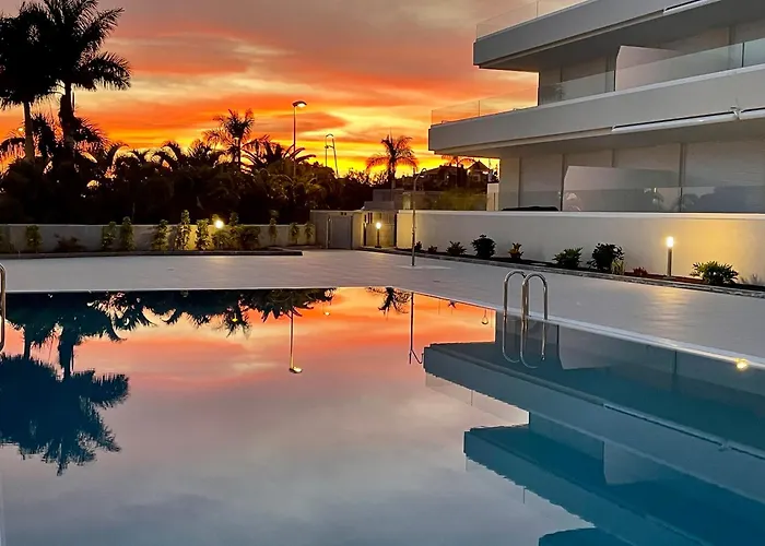아파트 Modern New Terrazas De Costa Adeje. Heated Pool, Big Terrace And Private Parking *