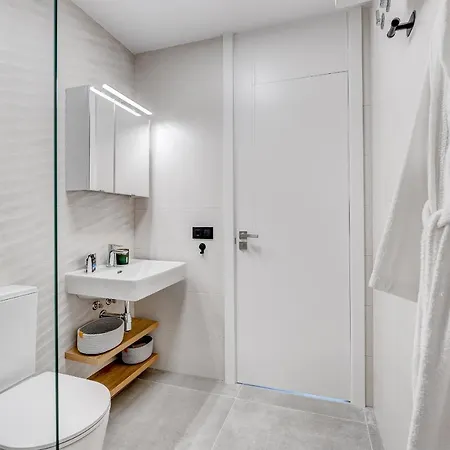 Daire Modern New Terrazas De Costa Adeje. Heated Pool, Big Terrace And Private Parking *